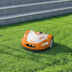 ROBOTFŰNYÍRÓK